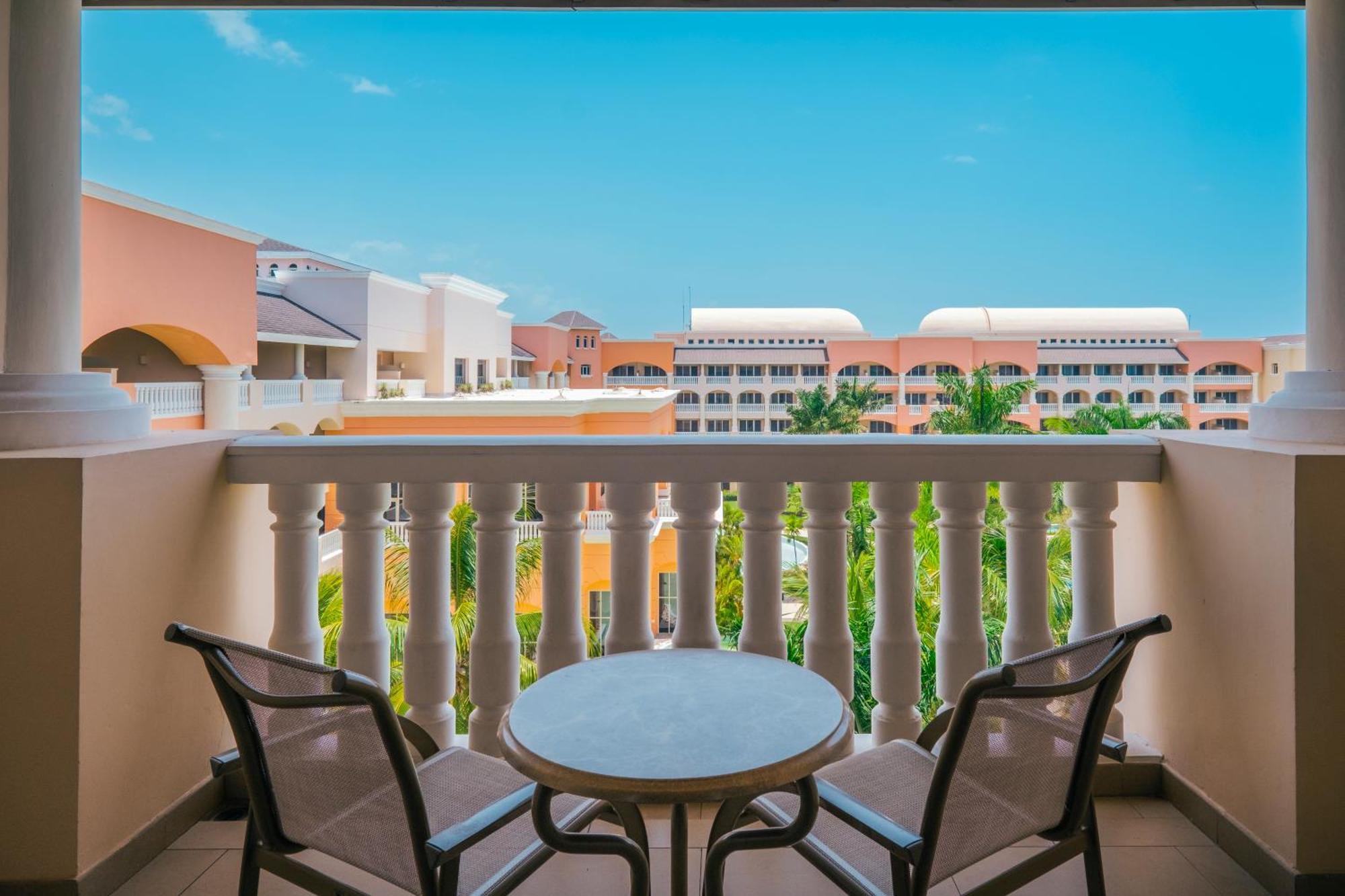 Iberostar Selection Rose Hall Suites (Adults Only) 몬테고 베이 외부 사진